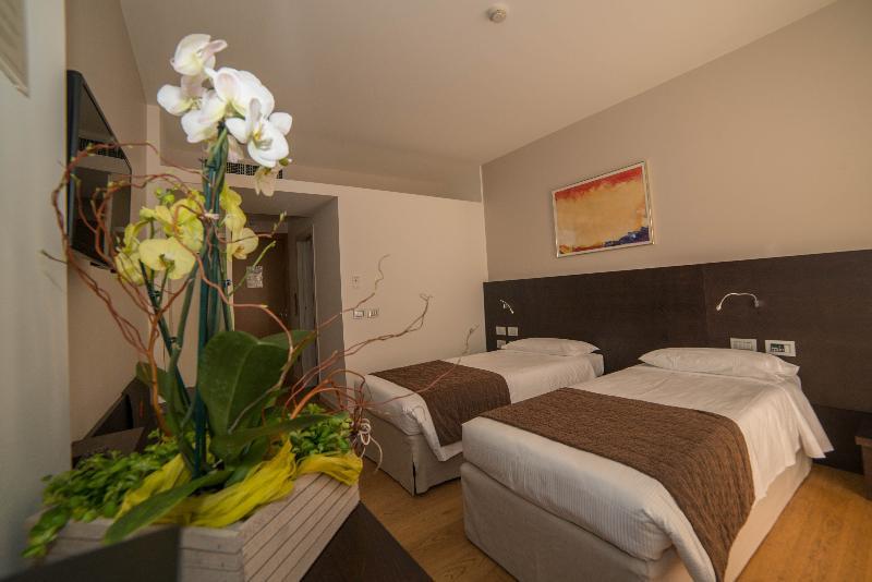 Mod 05 Bike Hotel Sandra Dış mekan fotoğraf